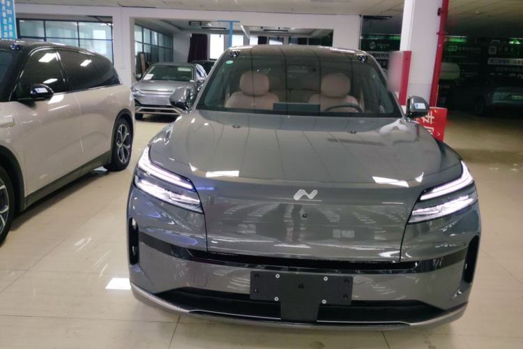 Used ONVO Luxeed L90 2025 Model—Ultra Six-Seater Version