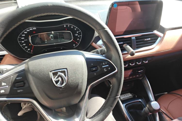 Used Baojun 510 2017 1.5L Manual Luxury Model
