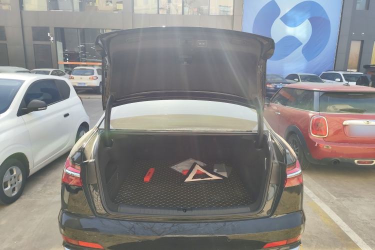 Used Audi A6L 2025 45 TFSI Prestige Dynamic Edition + Ventilated Comfort Package
