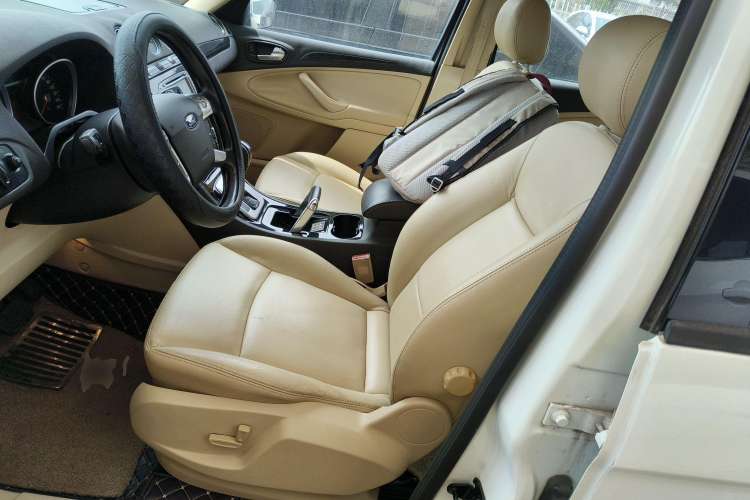 Used Ford S-MAX 2008 2.3L 7-Seater Luxury Version