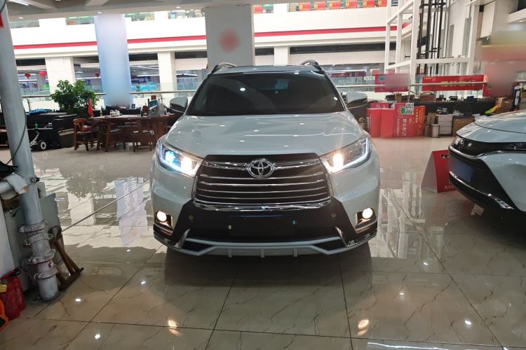 Used Toyota Highlander 2017 2.0T Four-Wheel Drive Luxury Edition 7 Seats
