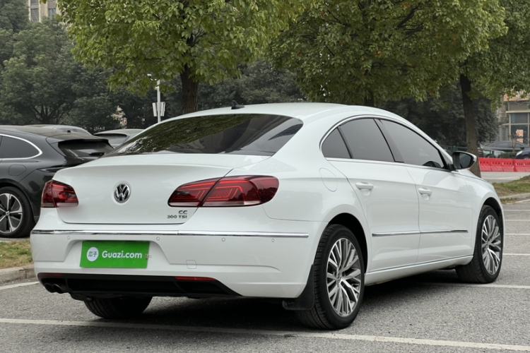 Used Volkswagen FAW-Volkswagen CC 2016 1.8TSI Luxury Model
