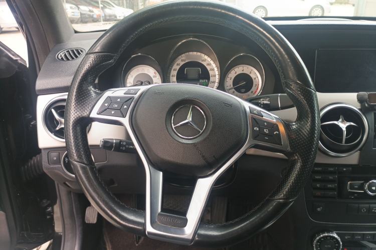 Used Mercedes-Benz GLK-Class 2015 GLK 300 4MATIC Fashion Edition Ultimate Version