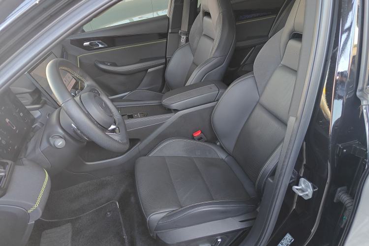 Used Lynk & Co 03 2023 2.0TD DCT JingPro
