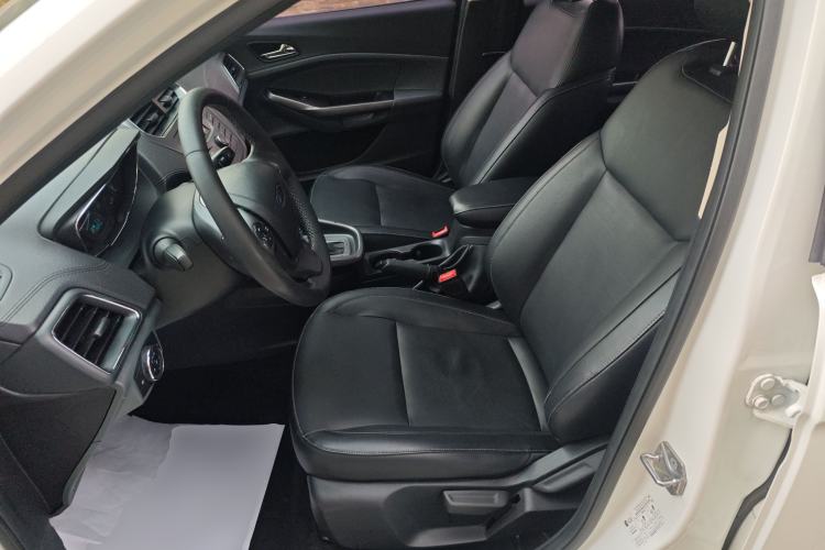 Used Ford Escort 2015 1.5L Automatic Fashion Model
