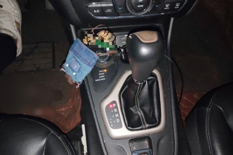 Used  Cherokee 2016 2.4L Professional Smart Version