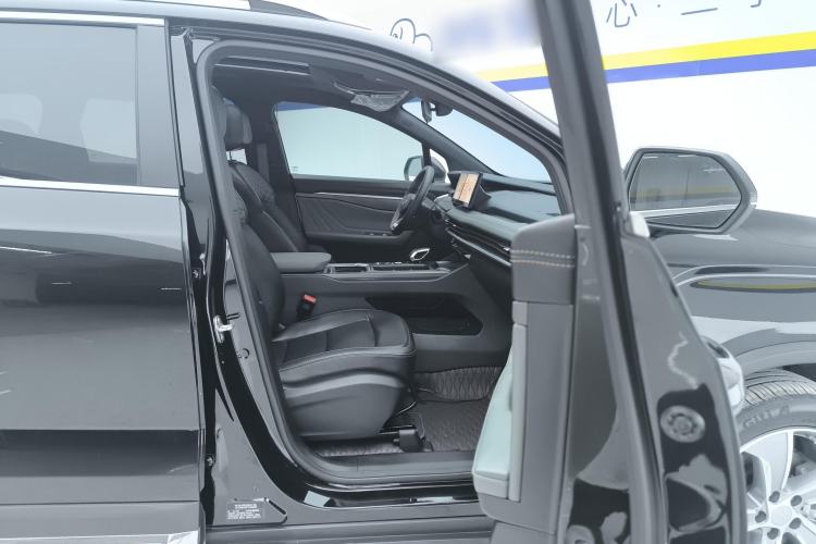 Used Geely Auto Haoyue L 2023 2.0T DCT Prestige Edition
