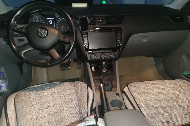 Used Skoda Octavia 2015 1.6L Automatic Yijun Edition