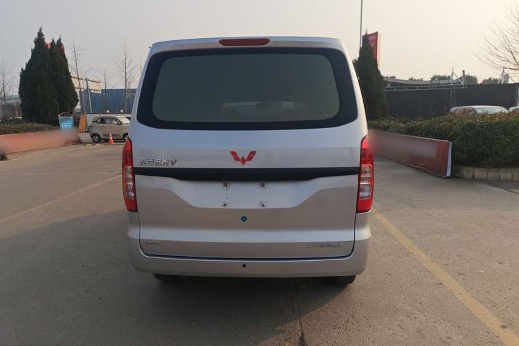 Used Wuling Hongguang V 2022 1.5L Jingqu Edition Electric-Assist LAR