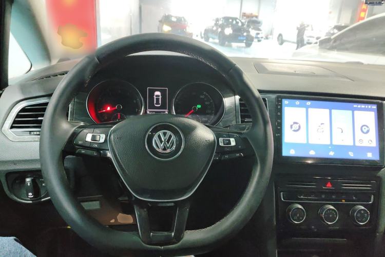 Used Volkswagen Golf Sportsvan 2016 230TSI Automatic Luxury Version