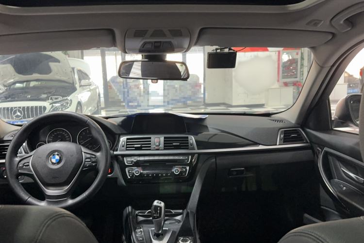 Used BMW 3 Series 2016 320Li Fashion Model
