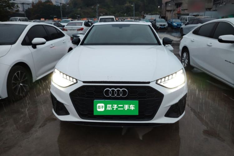 Used Audi A4L 2022 40 TFSI Luxury Dynamic Model
