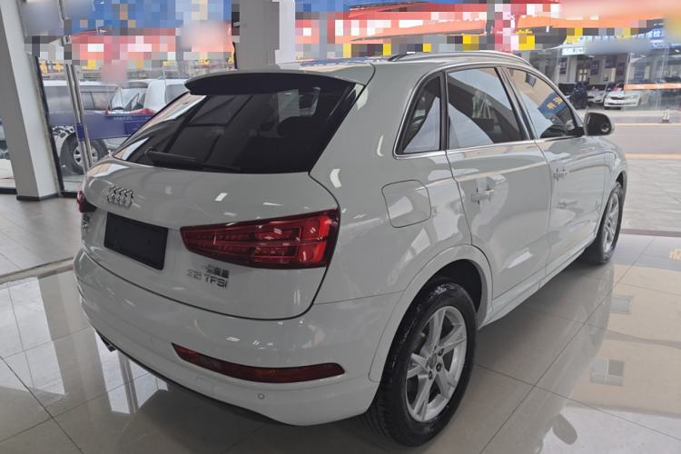 Used Audi Q3 2016 35 TFSI Fashion Model
