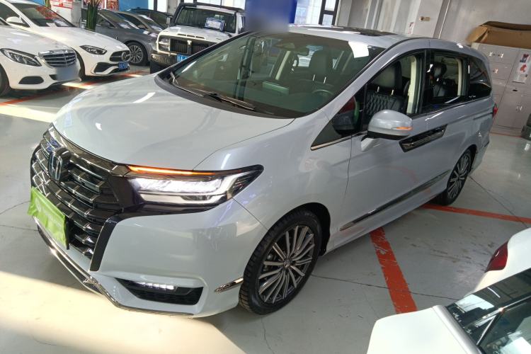 Used Honda Elysion 2024 2.0L eHEV Luxury Edition
