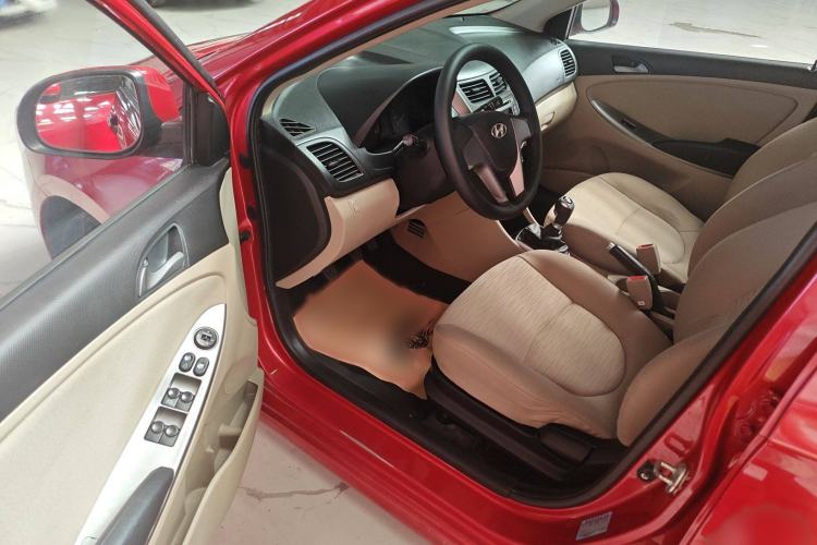 Used Hyundai Verna 2014 1.4L Manual Smart GLS Trim
