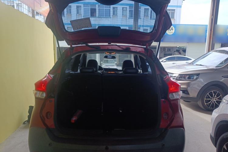 Used Nissan Kicks 2019 1.5L CVT Cool Enjoy Edition
