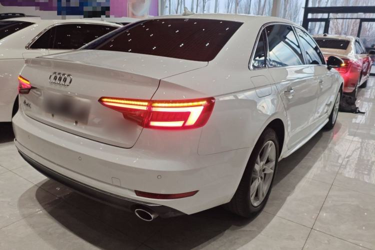 Used Audi A4L 2018 30th Anniversary Edition 40 TFSI Trendy Model
