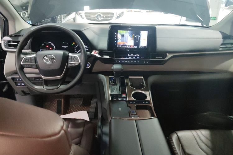 Used Toyota Sienna 2021 2.5L Hybrid Comfort Edition
