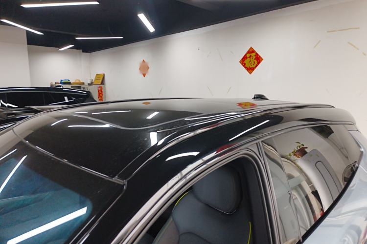 Used Lynk & Co 08 EM-P 2025 220 km All-Wheel-Drive Performance Halo
