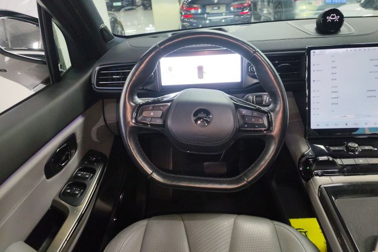 Used Nio ES8 2020 415 km Range 6-Seater Version
