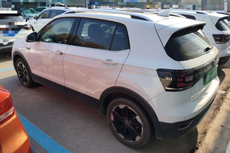 Used Volkswagen Tacqua 2021 200TSI DSG JoyConnect Edition
