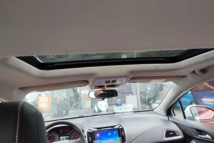 Used Chevrolet Cruze 2018 320 Automatic Pioneer Sunroof Edition
