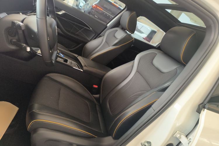 Used Bestune B70S 2022 2.0T Smart Trend Leader