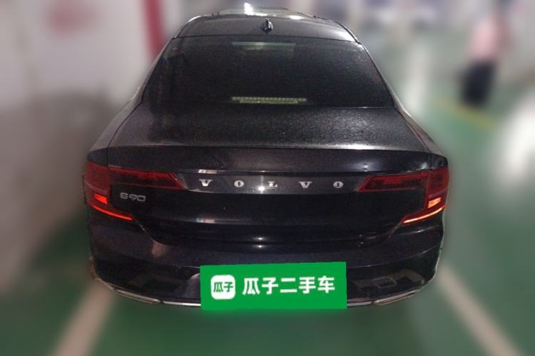Used Volvo S90 2018 T4 Zhiyi Edition
