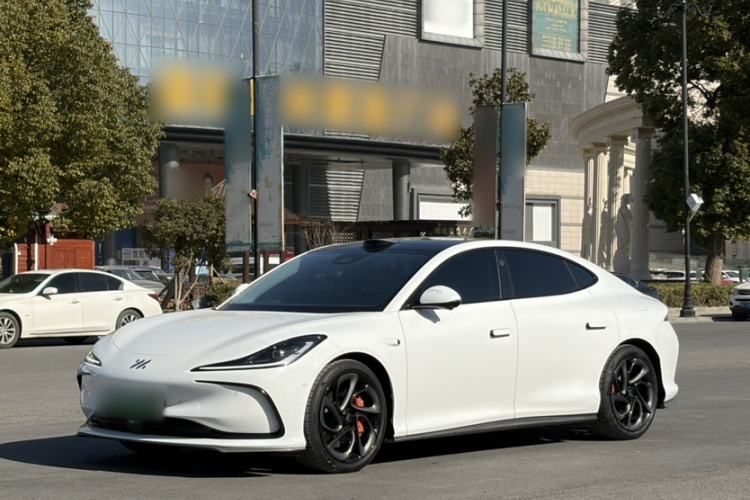 Used  L6 2024 Max Standard Edition
