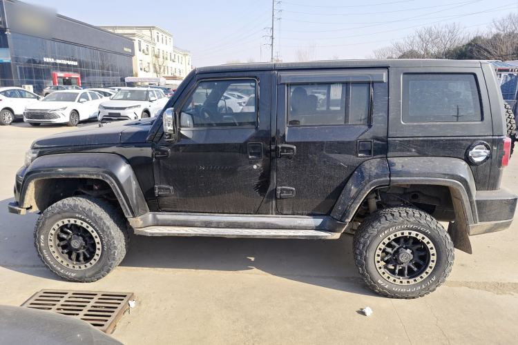 Used  BJ40 2020 2.0T Automatic Four-Wheel Drive Urban Hunter Edition Chivalrous Type