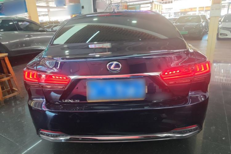 Used Lexus LS 2021 500h Luxury Edition
