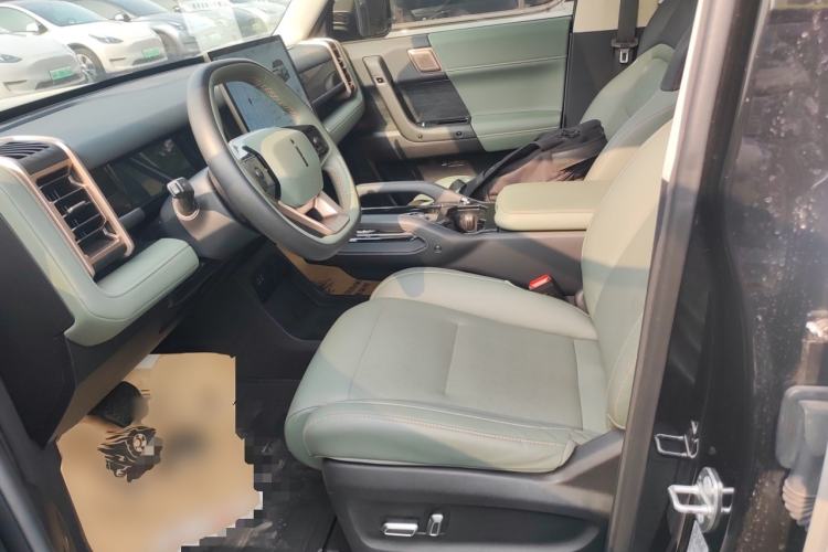 Used  03 2024 472km Four-Wheel Drive Long-Range Intelligent Advanced Version
