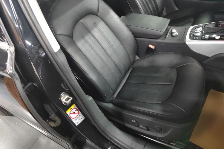 Used Audi A6L 2014 30 FSI Technology Model
