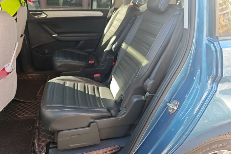 Used Volkswagen Touran 2016 Volkswagen Touran L 280TSI DSG Comfort Edition
