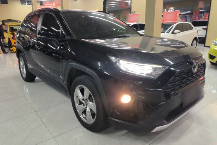 Used Toyota RAV4 2020 2.0L CVT Two-Wheel Drive Fashion Edition
