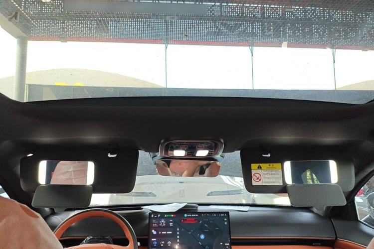 Used  S07 2025 215Max Deep Blue Intelligent Driving AD PRO Range-Extended Version
