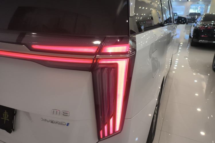 Used GAC Trumpchi M8 2023 Zongshi Series Dual-Motor YuZun Edition