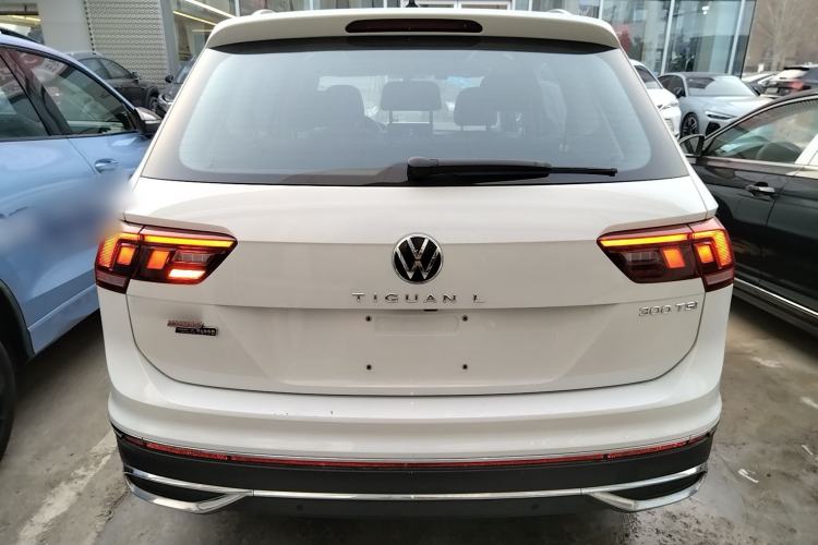 Used Volkswagen Tiguan L 2024 300TSI Automatic Two-Wheel Drive Smart Edition
