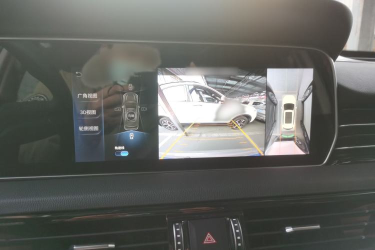 Used Hongqi HS5 2022 Facelifted Version 2.0T Smart Connect Flagship All-Wheel-Drive Edition
