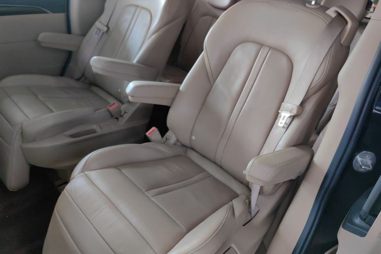 Used Buick GL8 2017 ES 28T Luxury Model China V Standard
