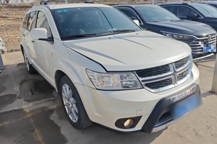 Used Dodge Journey 2013 2.4L Two-Wheel Drive Luxury Version
