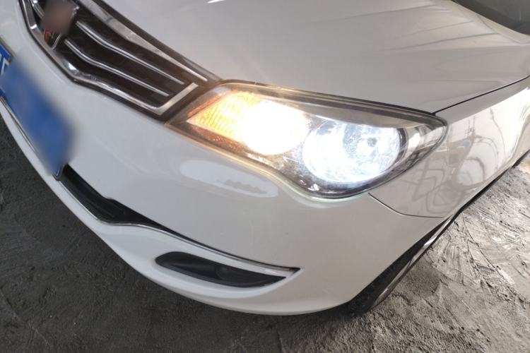 Used Roewe 350 2015 1.5L Manual Luxury Sunroof Edition
