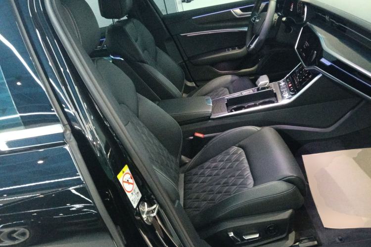 Used Audi A6L 2025 Restyled 45 TFSI quattro Prestige Dynamic Edition