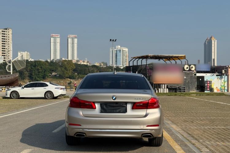 Used BMW 5 Series 2019 525Li Luxury Package
