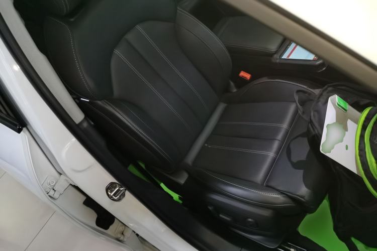 Used Audi A4L 2022 40 TFSI Luxury Dynamic Model
