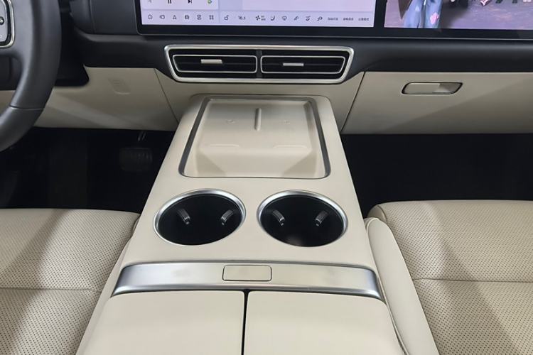 Used Li Auto L7 2023 Max model
