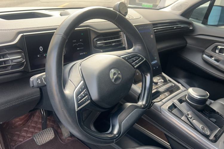 Used Nio ES8 2018 355 km Base Version 6-Seater Edition