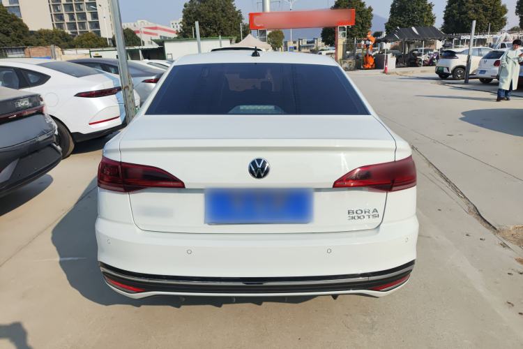 Used Volkswagen Bora 2023 300TSI DSG Prestige Edition
