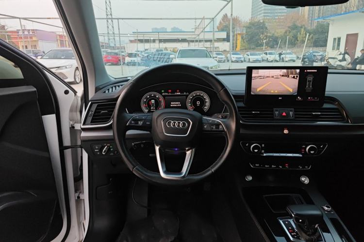 Used Audi Q5L 2022 40T Luxury Dynamic Model

