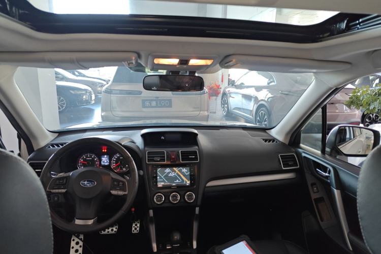 Used Subaru Forester 2015 2.0i Special Edition Commemorative Model
